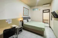 Urbanview Hotel Delima 101 Syariah Hotels in Serang
