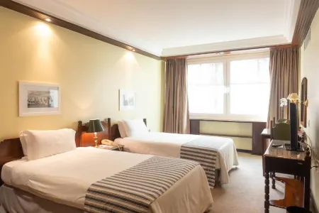 Plaza São Rafael Hotel