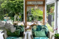 Noosa Valley Manor B&B - parking
