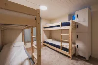 Kyst Apartment Hotel di 