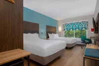 Tru By Hilton Gananoque, ON - 3-Star