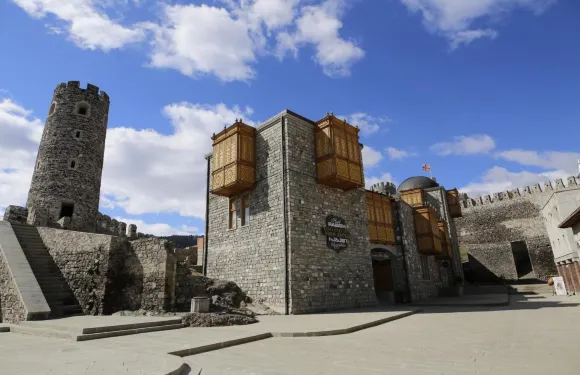 吉諾康體拉巴斯酒店