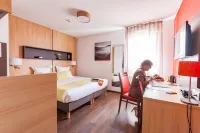 Apparthotel Privilodges Carré de Jaude Hotels in Durtol