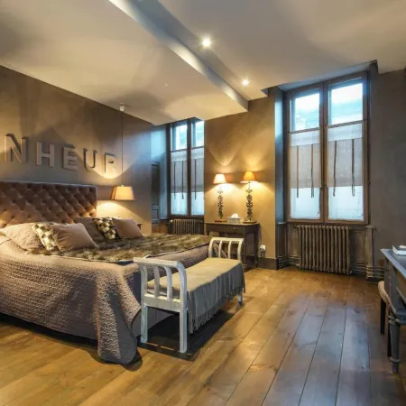 Hôtel de la Tour Hotels in Ain