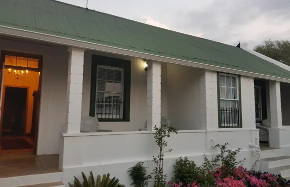 尤寧代爾莊園旅館