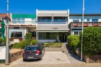 Hotel la Rosa Amsterdam Beach