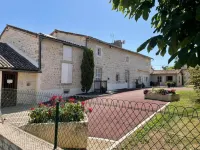 Chambres d'hôtes du Puy d'anché Hotels in Civray