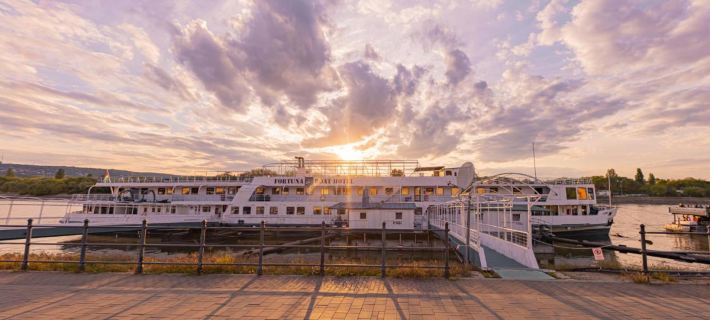 Fortuna Boat Hotel Budapest Hotels in Budapest