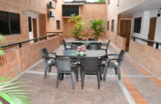 Apartahotel Los Cerezos