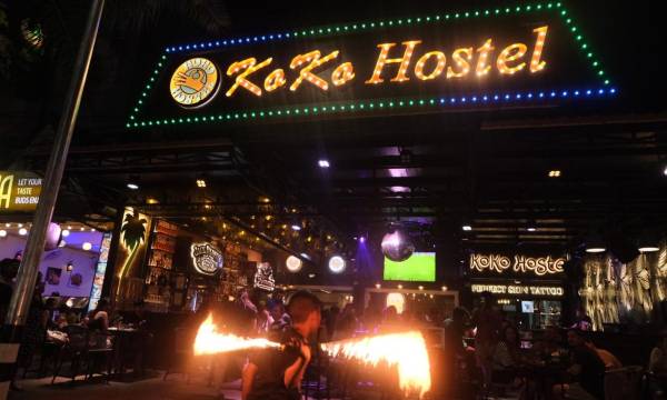 Koko Party Hostel 18-40