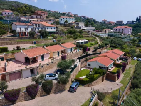 Residence Villa il Casale - Appartamenti Wellness e Piscina Riscaldata Hotels in 