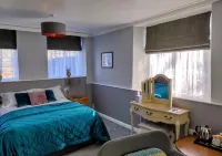 Bluebird Lodge