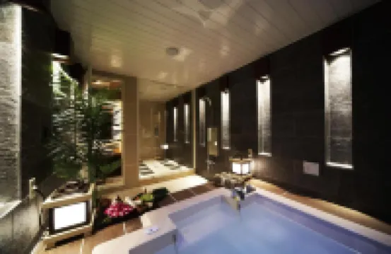 天空溫泉度假村 鶴島市酒店