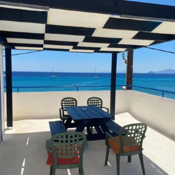 Annoula Studios and Apartments