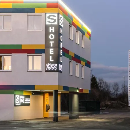 Shome Hotel Graz I Self Check-in I Free Parking