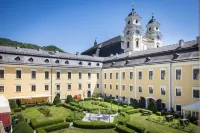 Schlosshotel Mondsee Hotels in 