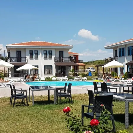 Kalanora Otel