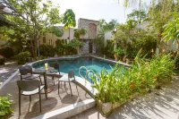 Iris Hill Villa Hue - Villas