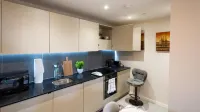 Mega5 Modern 2Bedroom Luxury Apartment Deansgate-2baths, 2toilets, with car park - homestay