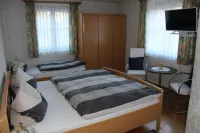 Landgasthof Zur Tenne Hotels in Dombühl