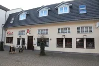 bei Kliewe im Westfälischen Hof Hotels in der Nähe von Brückenbaudenkmal A2 "Hesseler"