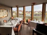 Leipziger Hotel Hotels in Wiedemar