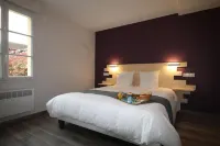 Logis hôtel Restaurant Auberge de la Cloche