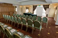 The Pear Tree Inn & Country Hotel Hotels in Wychbold