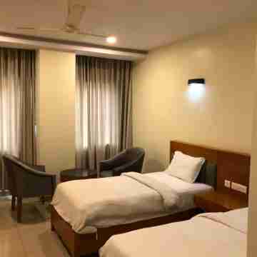 Leela Pavilion Rooms