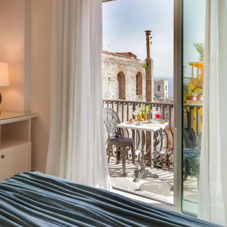 Taodomus Boutique Hotel Отели рядом с достопримечательностью «Собор Таормины»