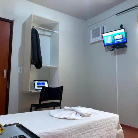 Hotel Caçula