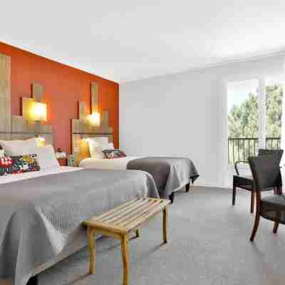 Logis Hôtel le Tropicana Rooms