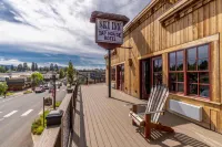 Ski Inn Taphouse Hotel Hotels in Sisters