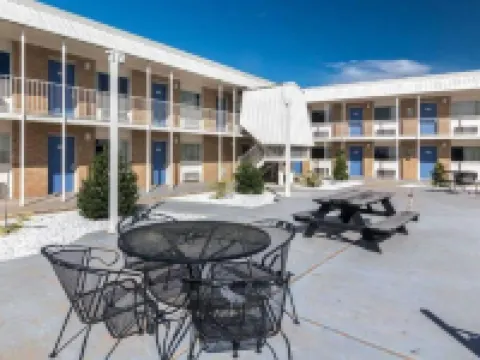 Whitten Inn Hoteles en Condado de Custer