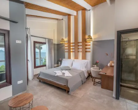 Trizonia Bay Hotel Hotels in Dorida