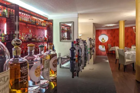 Hotel de Weimar Отели в г. Людвигслуст-Пархим