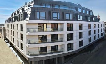 Aniroc Signature Hotel