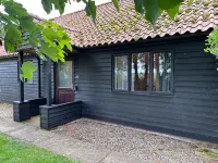 The Farmhouse at Fincham - Villas