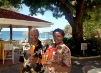 Sunset Shores Beach Hotel - bar