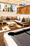 Kite & Surf Nomad House - Pensions