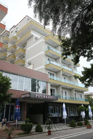 Hotel Pogradeci Отели в г. Поградец