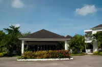 Negril Palms Hotels near 7 Mile Beach Octavius Art Jamaica