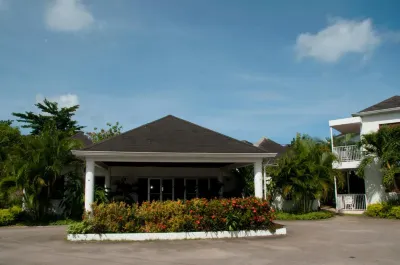 Negril Palms Hotels near Welcome to Negril Sign