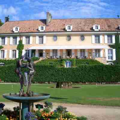Château de Bonmont Hotel Exterior
