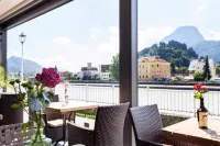 Boutique Hotel im Auracher Löchl - con vistas a la montaña