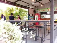 DD Place Hoteles en Suphan Buri
