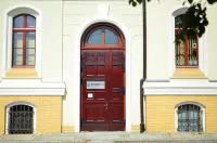 Wenderedu Business Center