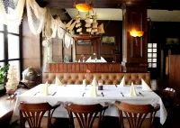 Gasthaus Zur Fähre Hotels in Loissin