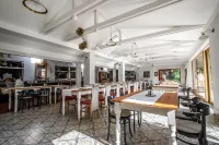 Nomad Hotel & Glamping