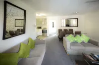 Aussie Resort Hotel di Burleigh Heads